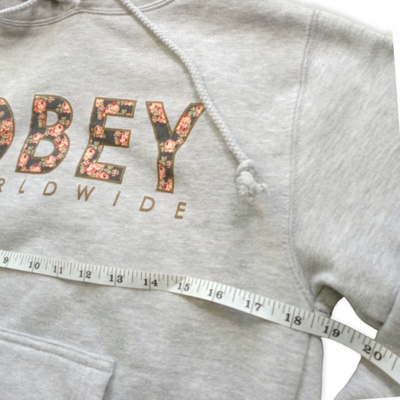 Obey light Grey womens pullover hoodie flowers size small - Picture 4 of 6